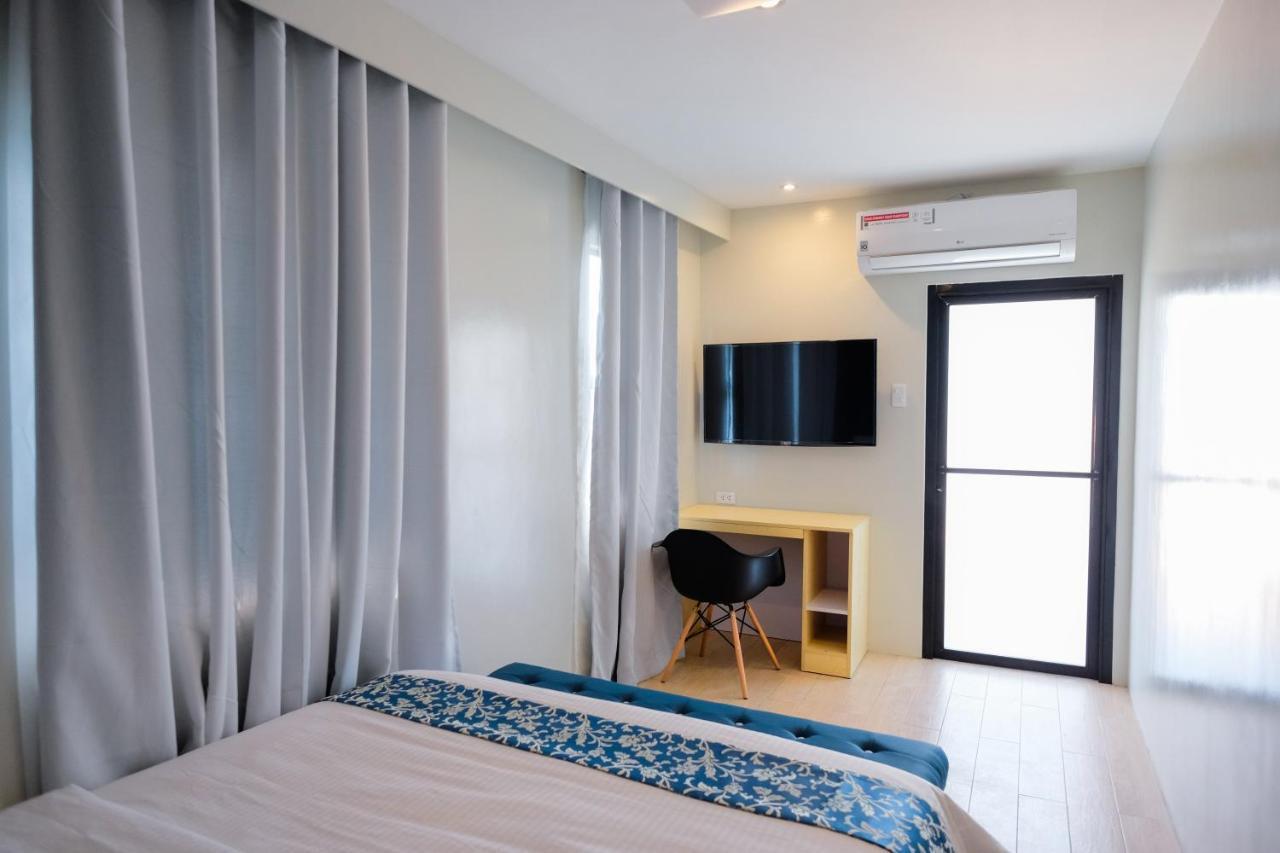 The Madeline Boutique Hotel & Suites Davao City Esterno foto