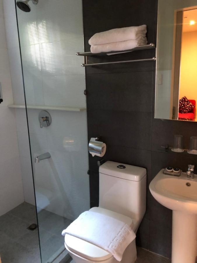 The Madeline Boutique Hotel & Suites Davao City Esterno foto
